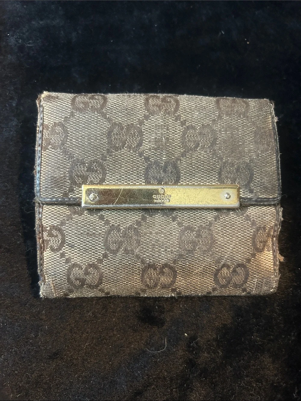 Gucci Brown GG Canvas Bifold Wallet with Gold-Tone Plaque